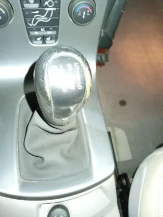 Despiece Volvo C30 dumsum 2.0 diesel.