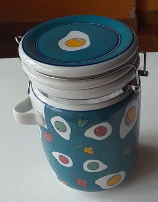 Tarro hermético cerámica huevos fritos 13×21