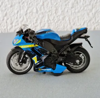 Lote 5 coches de juguete