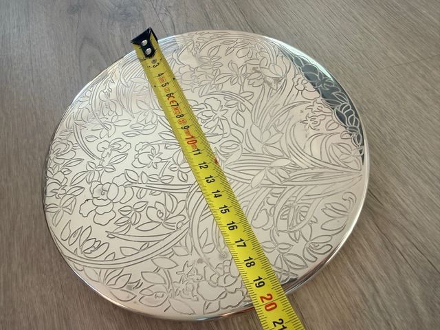 Posaplatos metálicos Zara Home floral