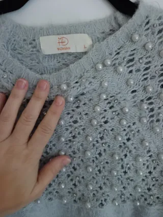 Jersey gris con perlas