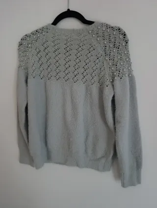 Jersey gris con perlas