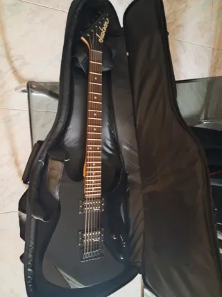 Guitarra Eléctrica Jackson Negra