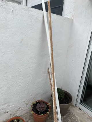 Ventanal antiguo de madera