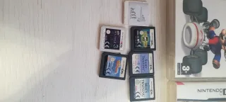 Nintendo DS Plata con varios juegos+1 de 3ds
