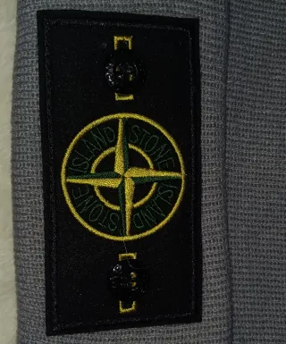 Gorro Stone Island Gris