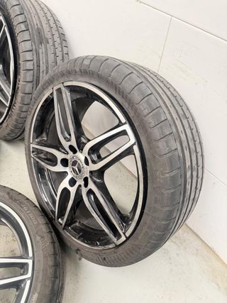 JUEGO LLANTAS 18 PULGADAS ORIGINAL MERCEDES AMG