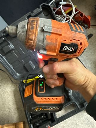 Pistola de impacto ZHIJIAI 21V