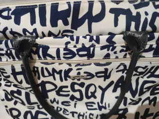 Funda portátil NGS con monedero