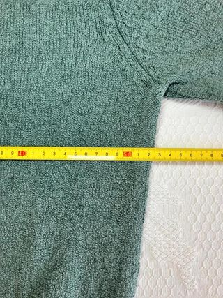 Jersey OOTO Cortefiel verde petróleo, cuello...