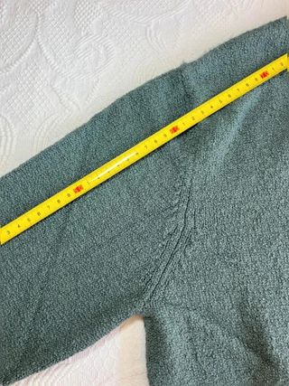 Jersey OOTO Cortefiel verde petróleo, cuello...