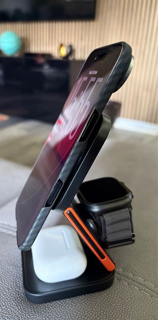 Caricatore 3 in 1 Apple per iPhone/Watch/AirPods