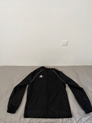 Chaqueta Ligera Adidas - Talla M, impecable