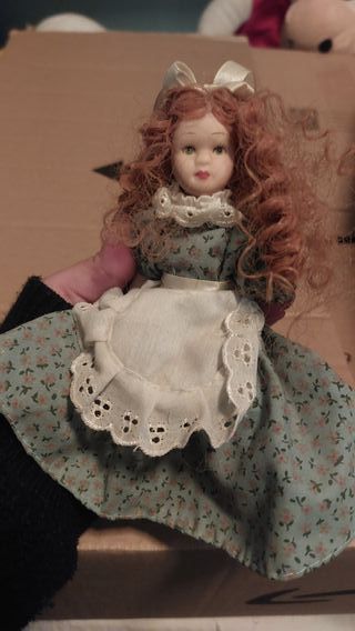 Lote Muñecas Porcelana y Figuras