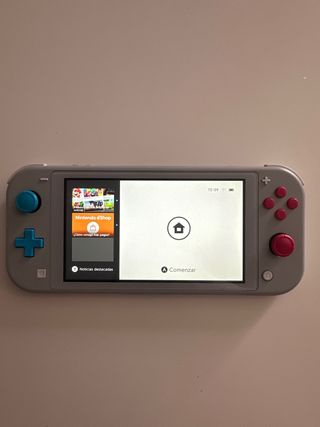 Nintendo Switch Lite Zacian & Zamazenta