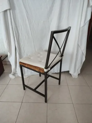 Mesa comedor y 5 sillas