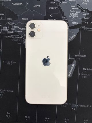 iPhone 11 64GB