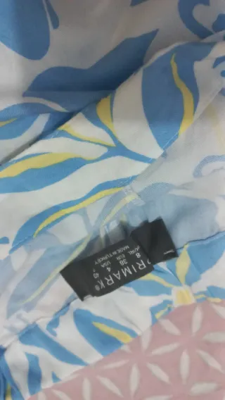 Falda short Primark floral Talla 36