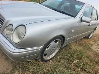 Mercedes-Benz E50 amg 1996