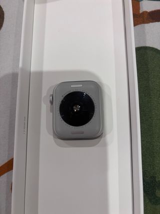 Apple Watch SE (2ª generazione) GPS Argento 40mm