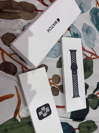 Apple Watch SE (2ª generazione) GPS Argento 40mm