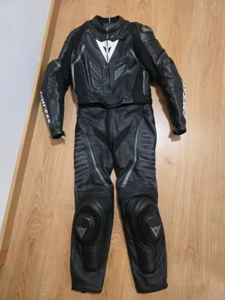 Mono de moto Dainese para mujer