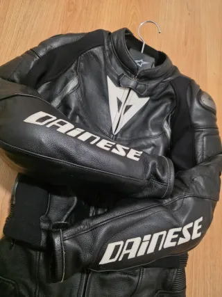 Mono de moto Dainese para mujer