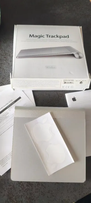 Trackpad Inalámbrico Apple Plata