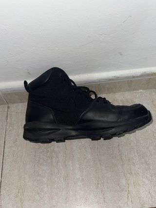 Botas Nike Negras