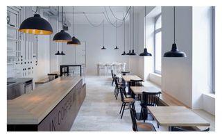 Sillas comedor Ton Ironica 135