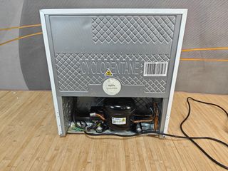 SEVERIN Mini nevera con compartimento de baja temp