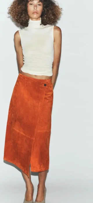 Falda piel 100x100  Cruzada Talla L ZARA