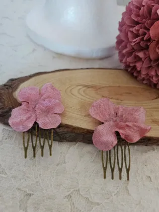 Conjunto Flamenca Flores, pendientes y peinecillos