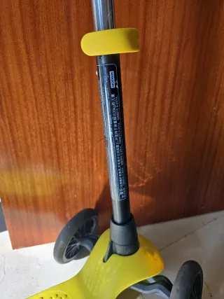 Patinete infantil 3 ruedas amarillo