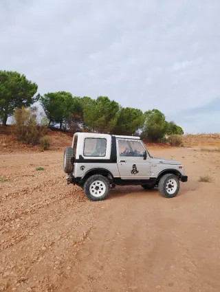 Suzuki Samurai 1990