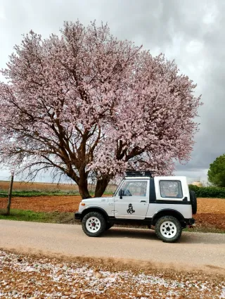 Suzuki Samurai 1990