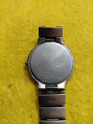 Reloj Seiko Plata y Blanco