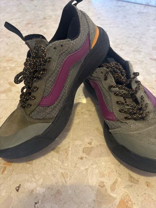 Zapatillas Vans Verdes y Moradas