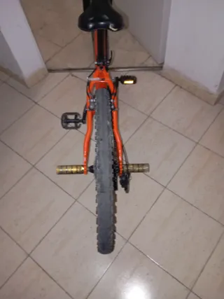 Bicicleta MTB(stunt) naranja