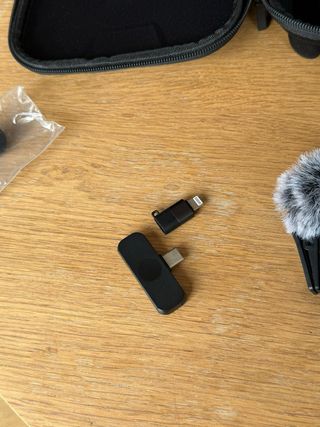 Gimbal Estabilizador HOHEM con Micrófonos