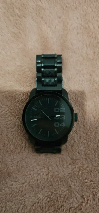 Reloj Diesel Negro  Precio anterior 120€