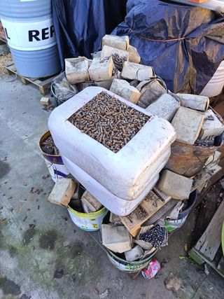 Lote de Remaches de Hierro Antiguos - Forja