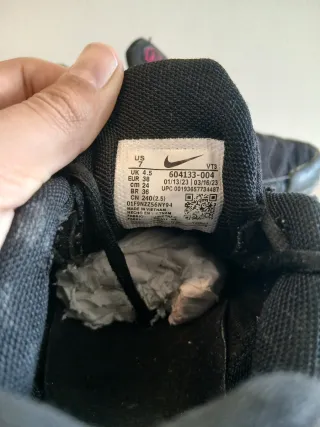 Nike Tn ngras y rosas