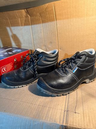 Botas de seguridad Viana Talla 42