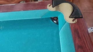 Mesa de billar americana y tres bandas