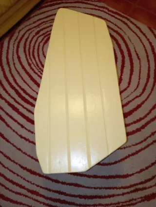 Mesa baja tres patas