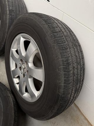 Juego de llantas de 17 pulgadas originales Merced