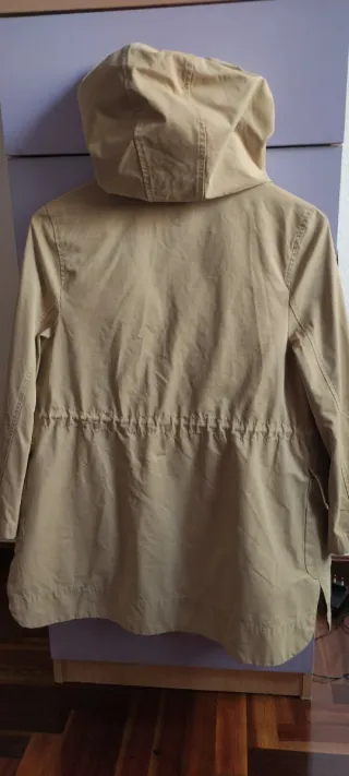 Abrigo Zara mujer/niña. 11-12. 152cms