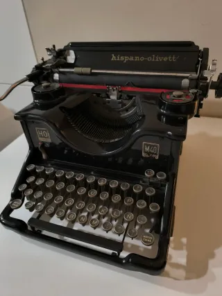 Máquina de escribir Olivetti M40 Antigua IMPECABLE