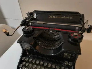 Máquina de escribir Olivetti M40 Antigua IMPECABLE